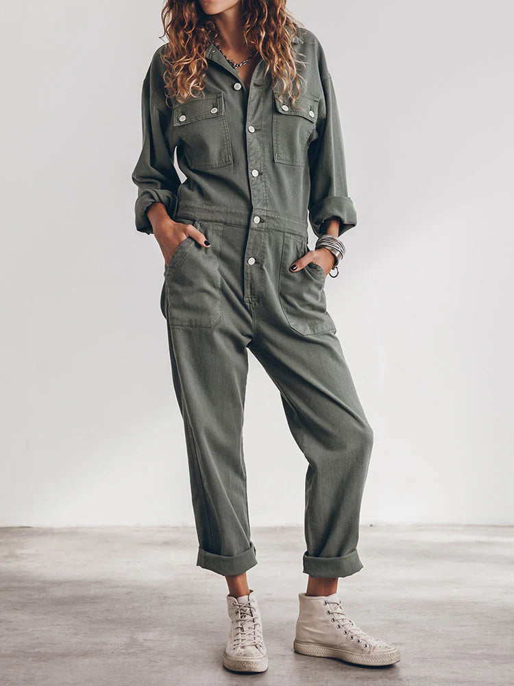 Damesjumpsuit met losse pasvorm en knoopsluiting aan de voorkant