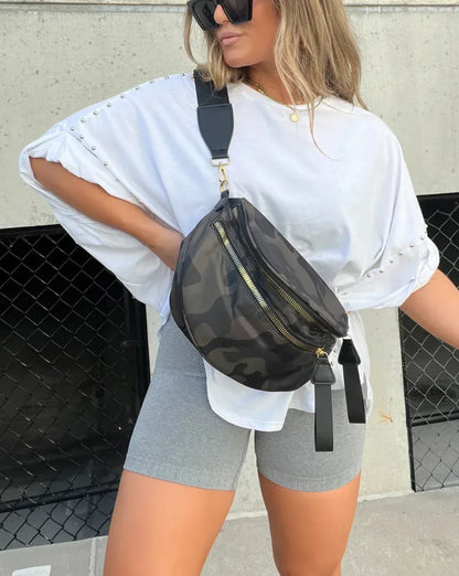 BELLA - OVERSIZED T-SHIRT MET STUDS